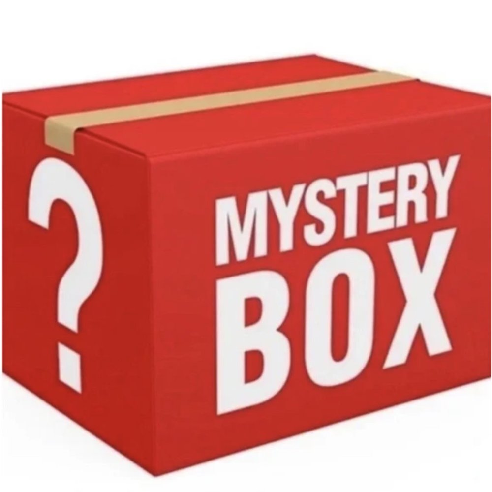 Target Mystery box, Brand New Items, 5 mystery women's clothing items